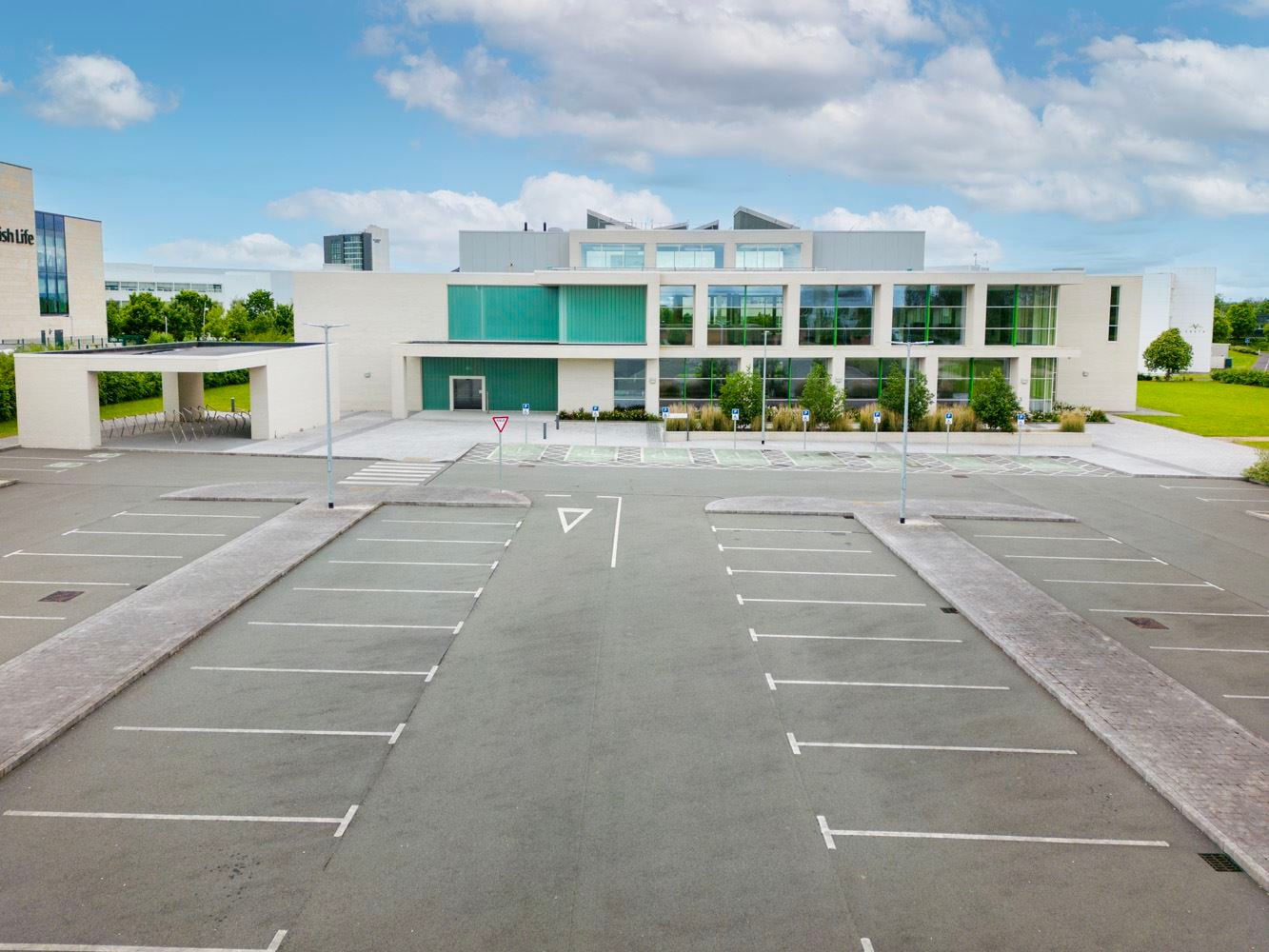 Dundalk Advance Office Building - Available now