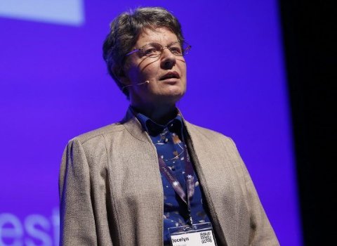 New €2.6m Jocelyn Bell Burnell fund to propel women into physics